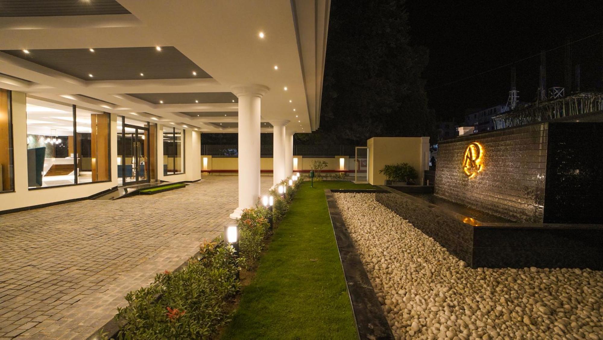Antique Regency !! Luxurious Hotel In Digha !! Exteriör bild